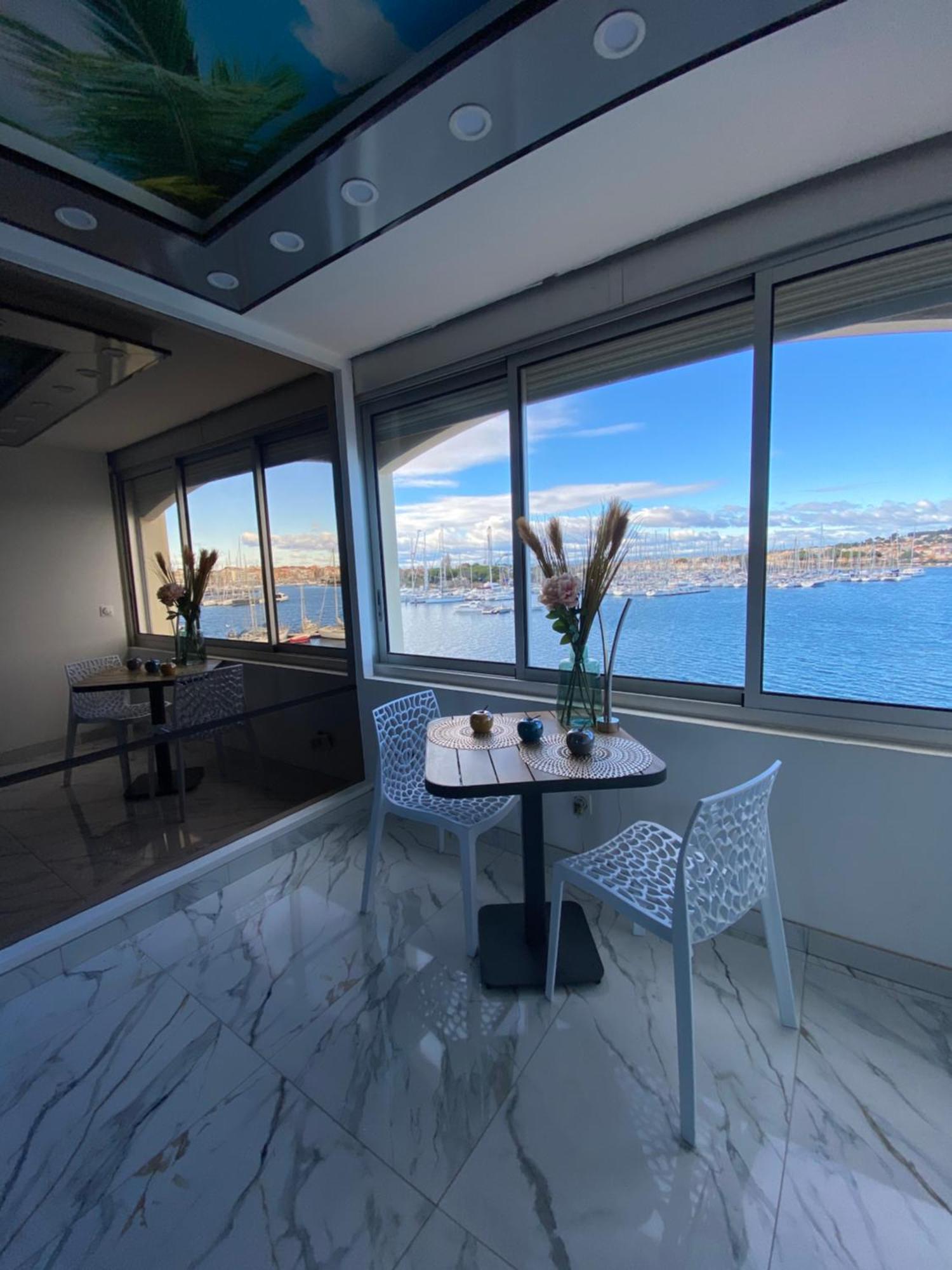 Prestige, Ile Des Pecheurs, Vue Port Apartment